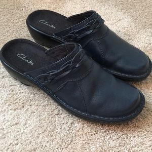 Clarks Clogs